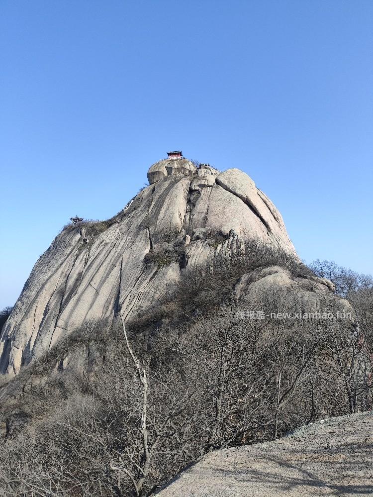 爬了一座山，没花钱，走本地小路上的山 - 线报酷