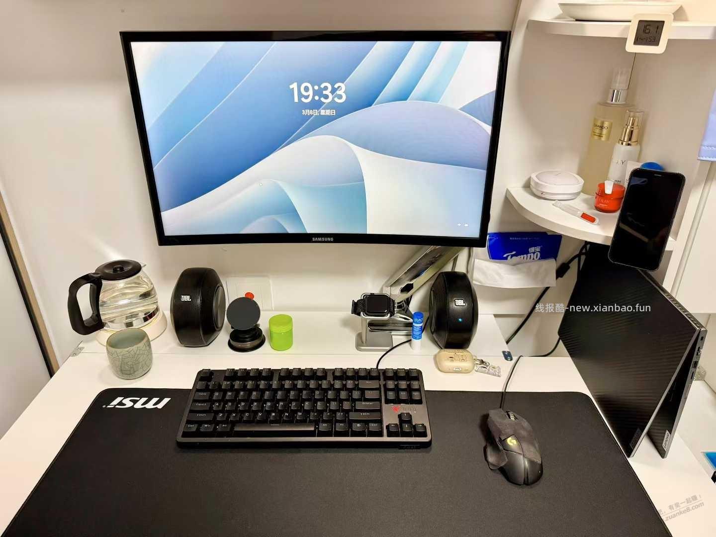 在家真是除了睡觉洗簌都在电脑前 - 线报酷