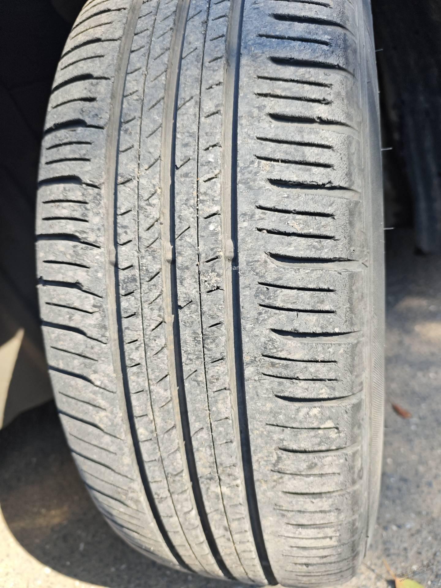 懂得老哥帮忙看看：轮胎需要更换吗？ - 线报酷