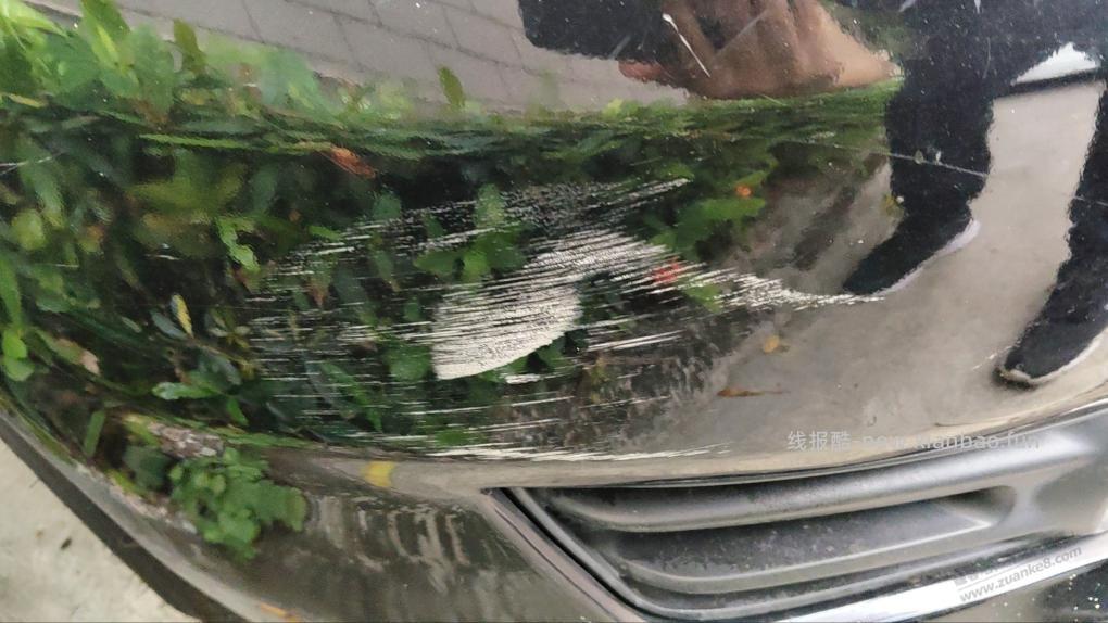 车被刮蹭 - 线报酷