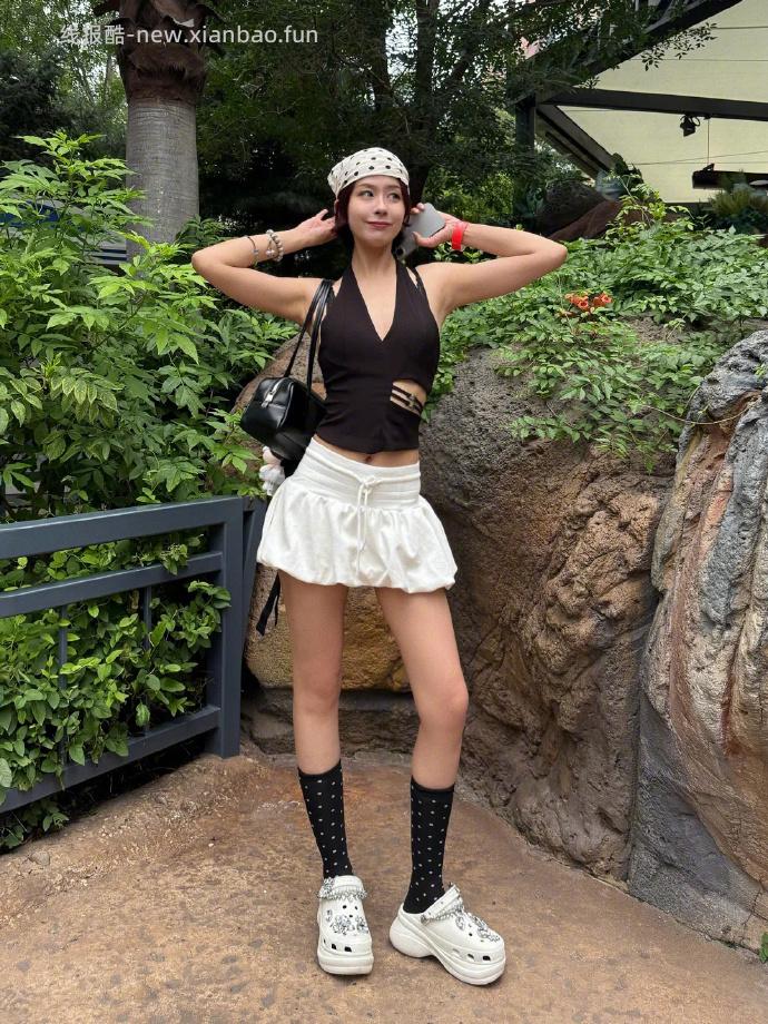 Crocss鲸鱼洞洞鞋 428元 - 线报酷