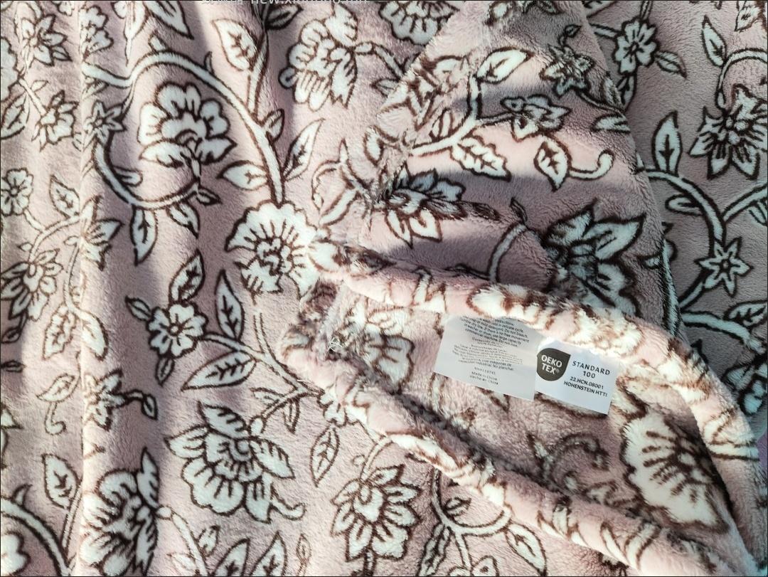 有无宝贝要拼毛毯的 在多多看的这款很不错质量也好有其他花色可以选都是19.9r一米五×一米八的 - 线报酷