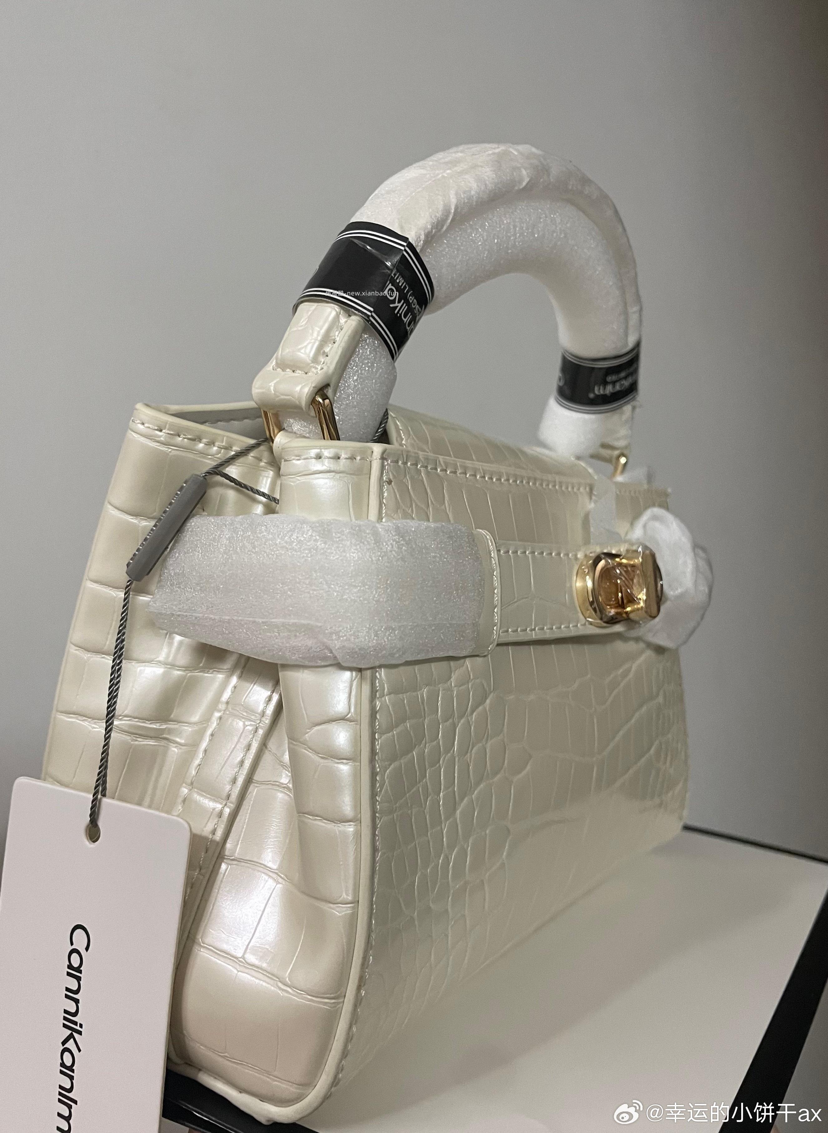 包包反馈 白色的皮软一点 但不是纯白色 个人觉得这个白有点显脏 想换其他颜色 - 线报酷