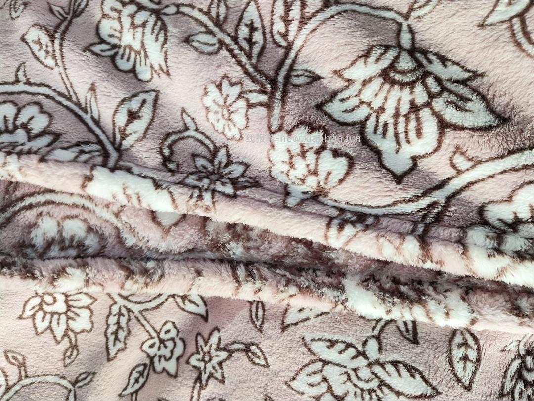 有无宝贝要拼毛毯的 在多多看的这款很不错质量也好有其他花色可以选都是19.9r一米五×一米八的 - 线报酷