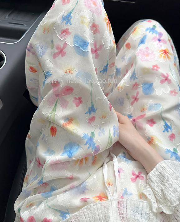 浪莎碎花冰丝凉感花苞裙裤 59.9元 - 线报酷