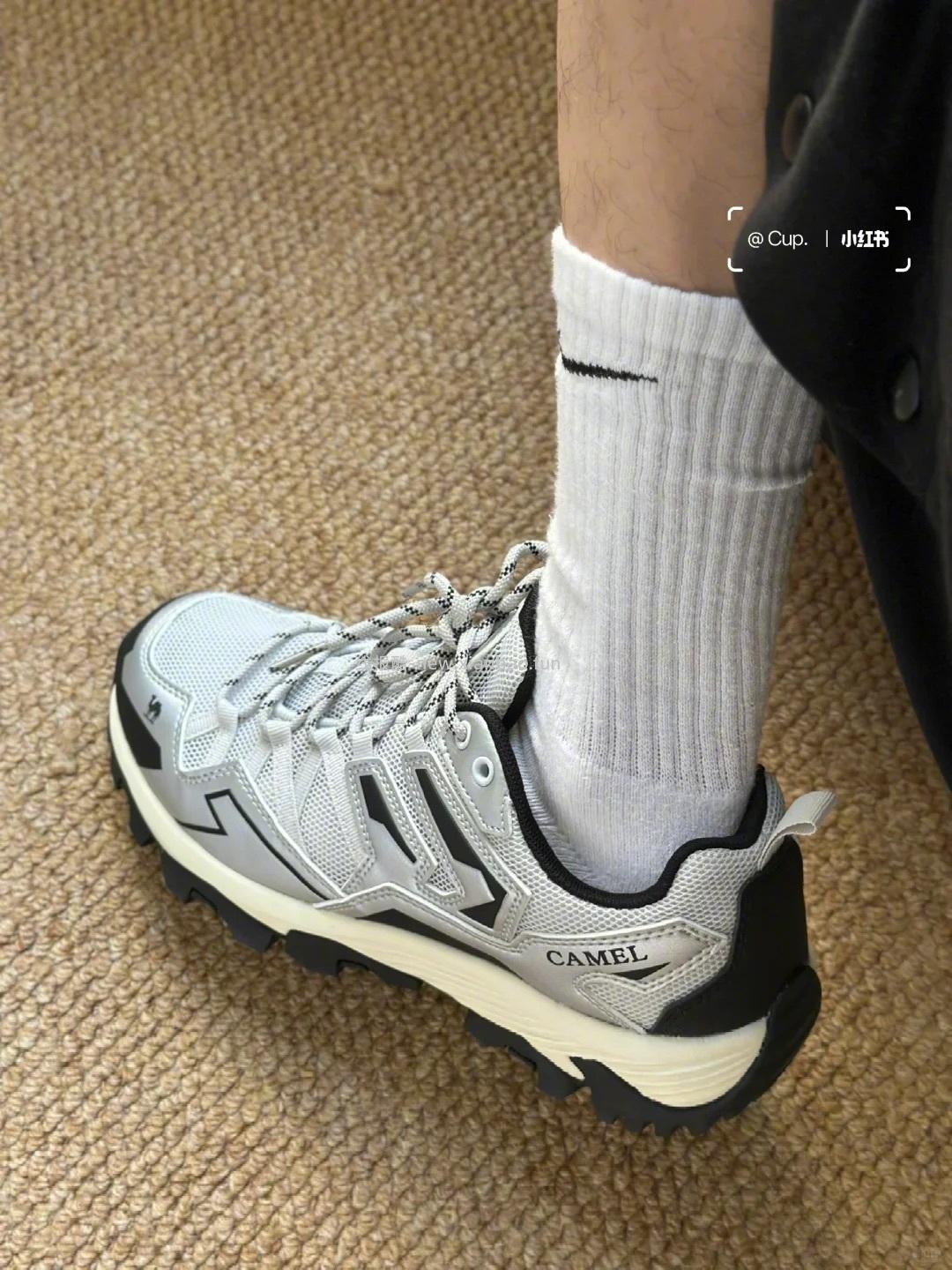 骆驼运动鞋 130元 - 线报酷