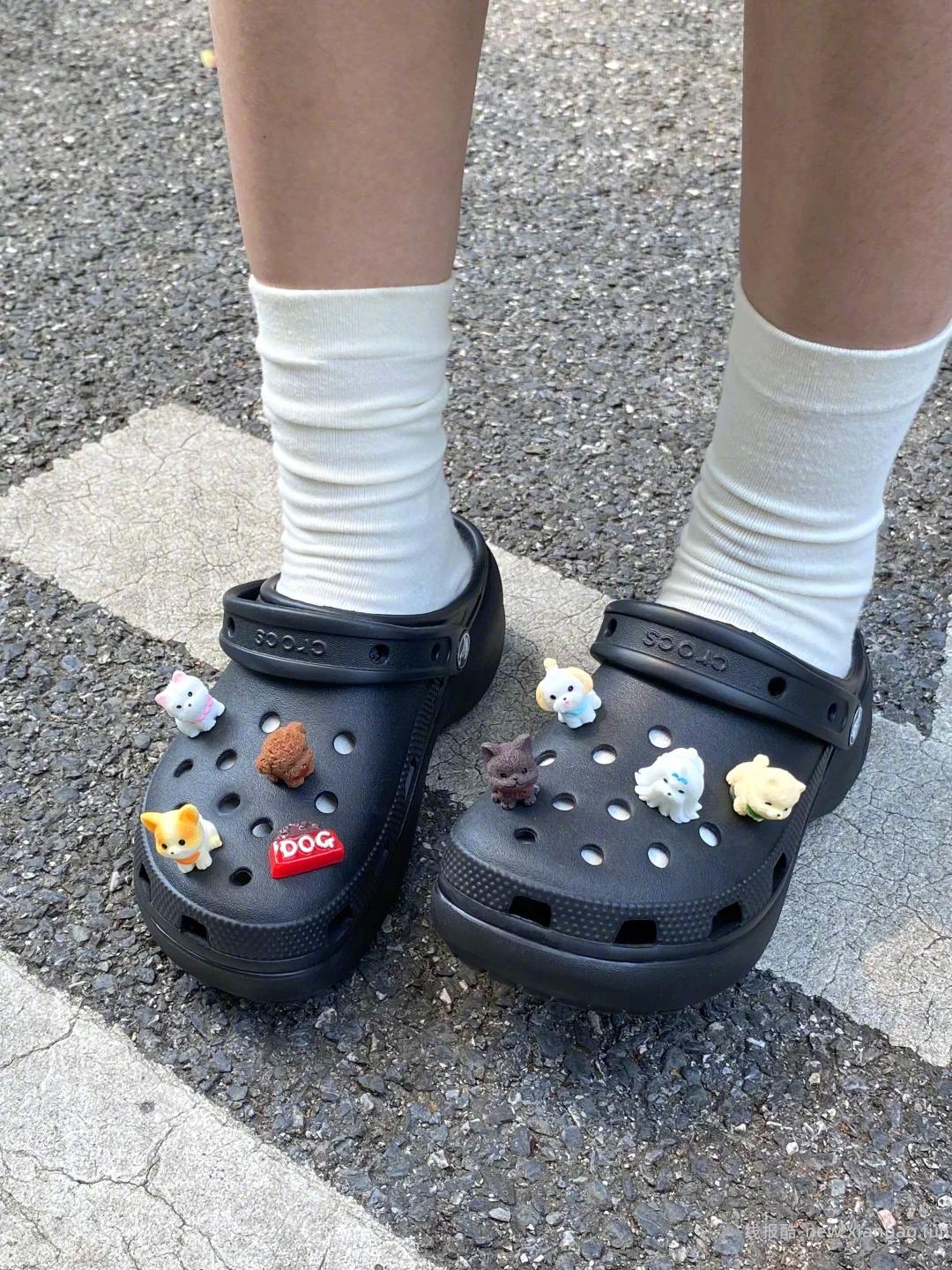 crocs云朵洞洞鞋 341元 - 线报酷