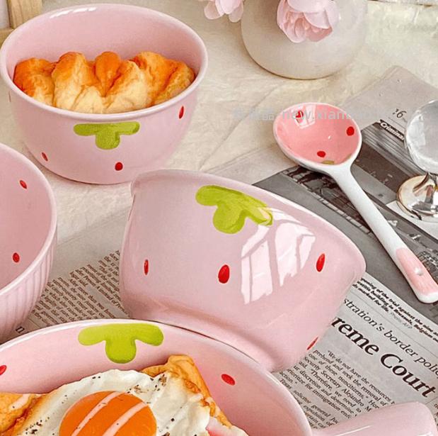 4.99 到手2碗+2勺 需要去app端拍下 - 线报酷