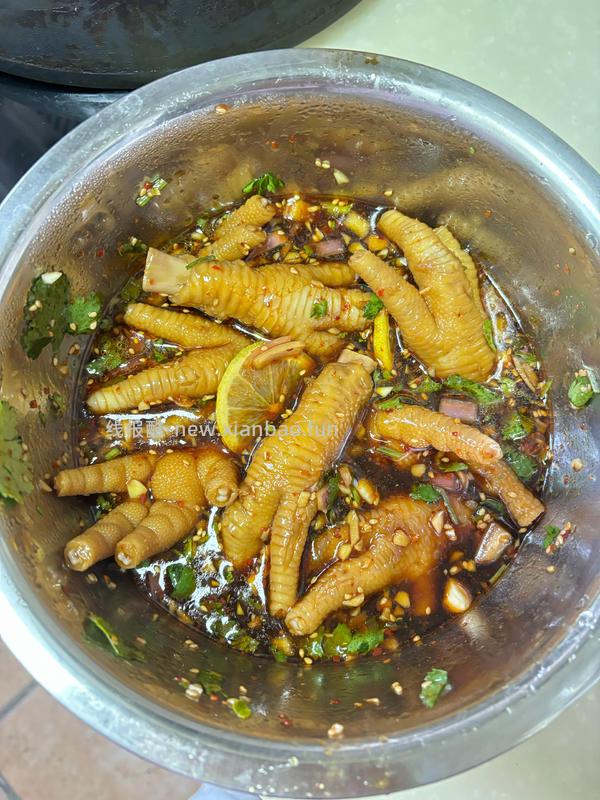 鲜京采鸡爪2斤拍2件到手4斤 58.40元 - 线报酷