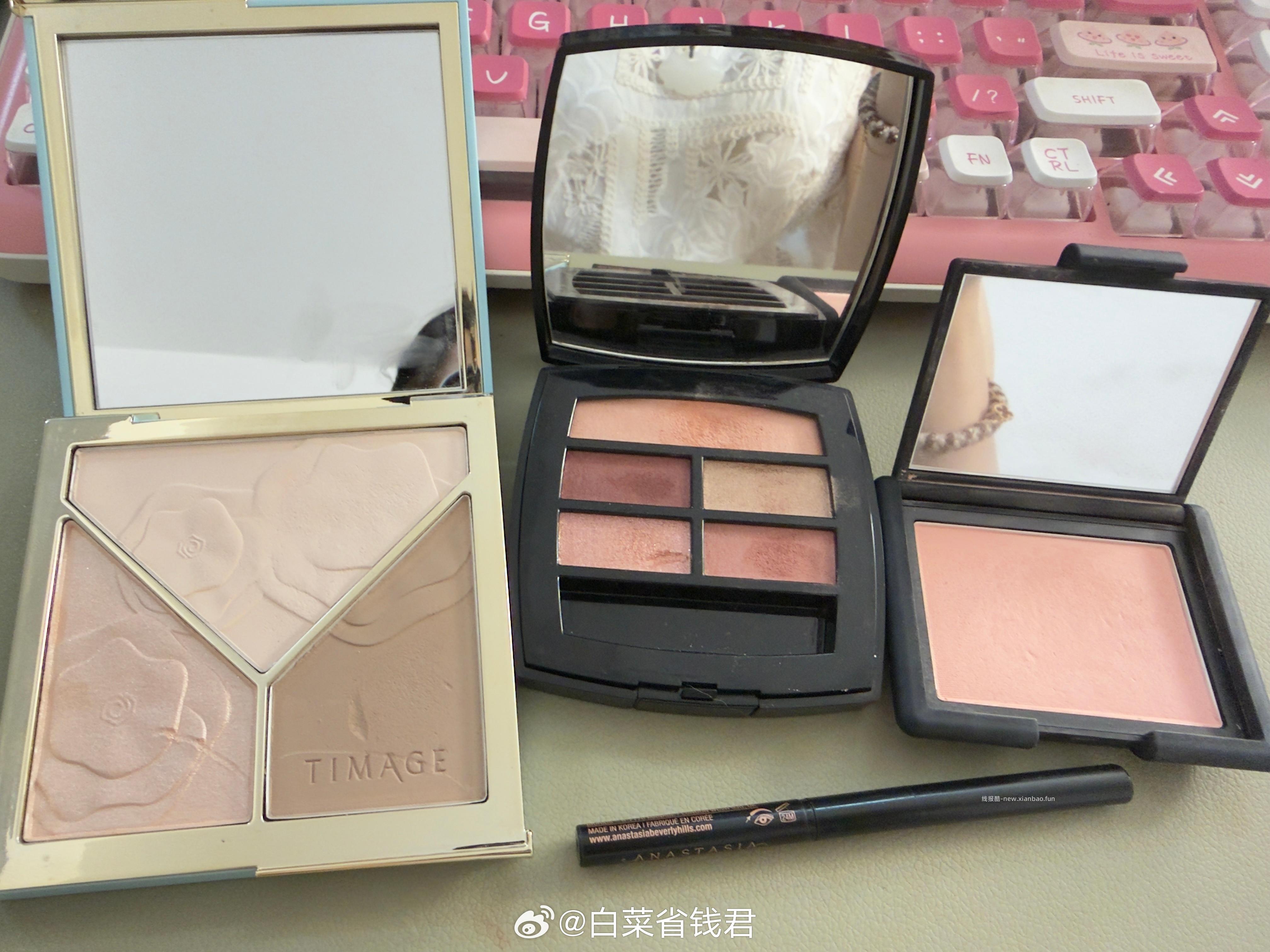 每周就周四直播的时候会化妆 也不妨碍我买了10多盘眼影盘和腮红 - 线报酷