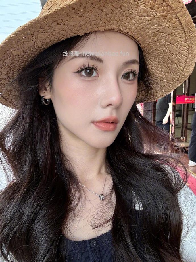 毛戈平小金扇粉饼7g 166元 - 线报酷