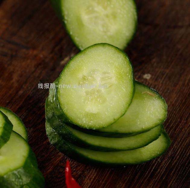 17.9 山东水果嫩黄瓜 净重4.5斤 单根68g+ 包邮的 - 线报酷